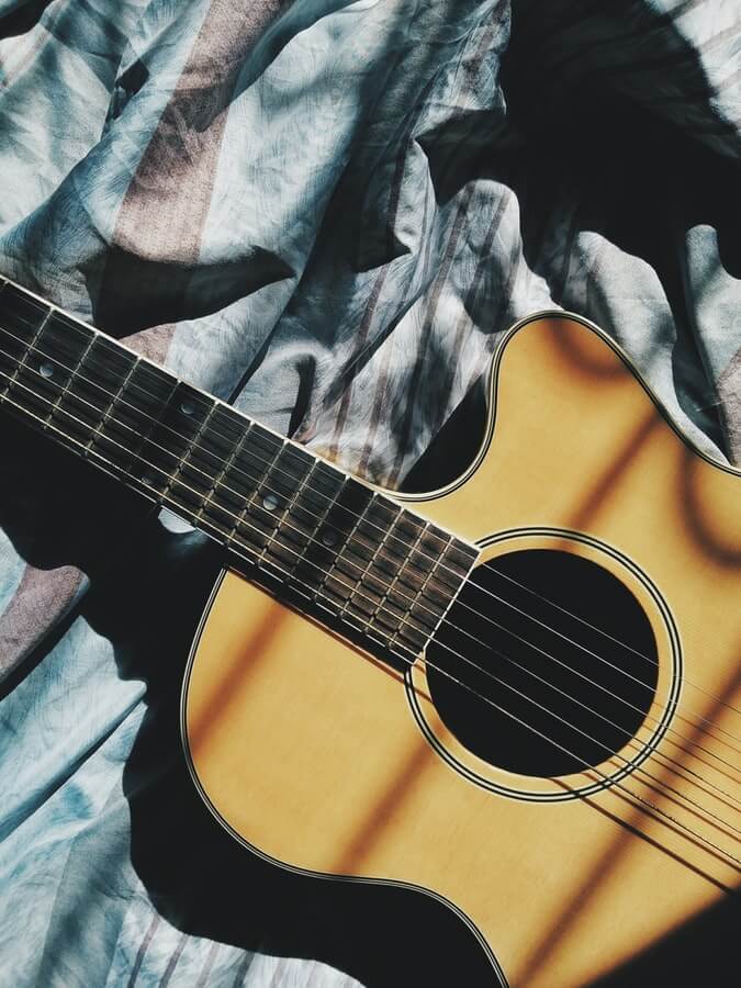 Elvis guitars